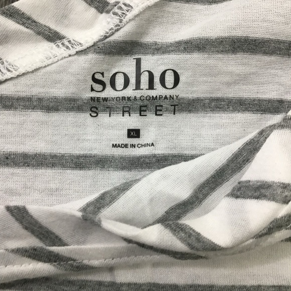 🆕 NEW YORK & COMPANY One Shoulder Top - Picture 3 of 3